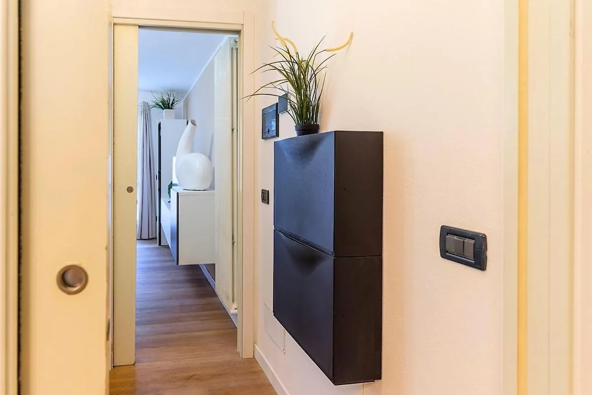 Appartamento Relax - Casa A 2 Passi Dal Centro Con Free Parking E Wifi Reggio nell'Emilia 0*,  Italia